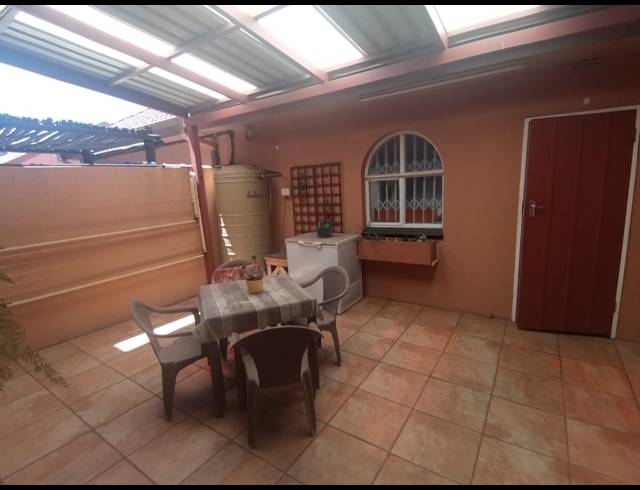 3 BEDROOM TOWNHOUSE FOR SALE IN THREE RIVERS PROPER